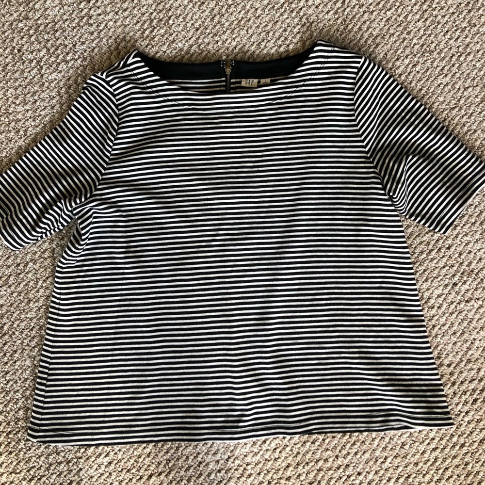GAP thick striped tee
